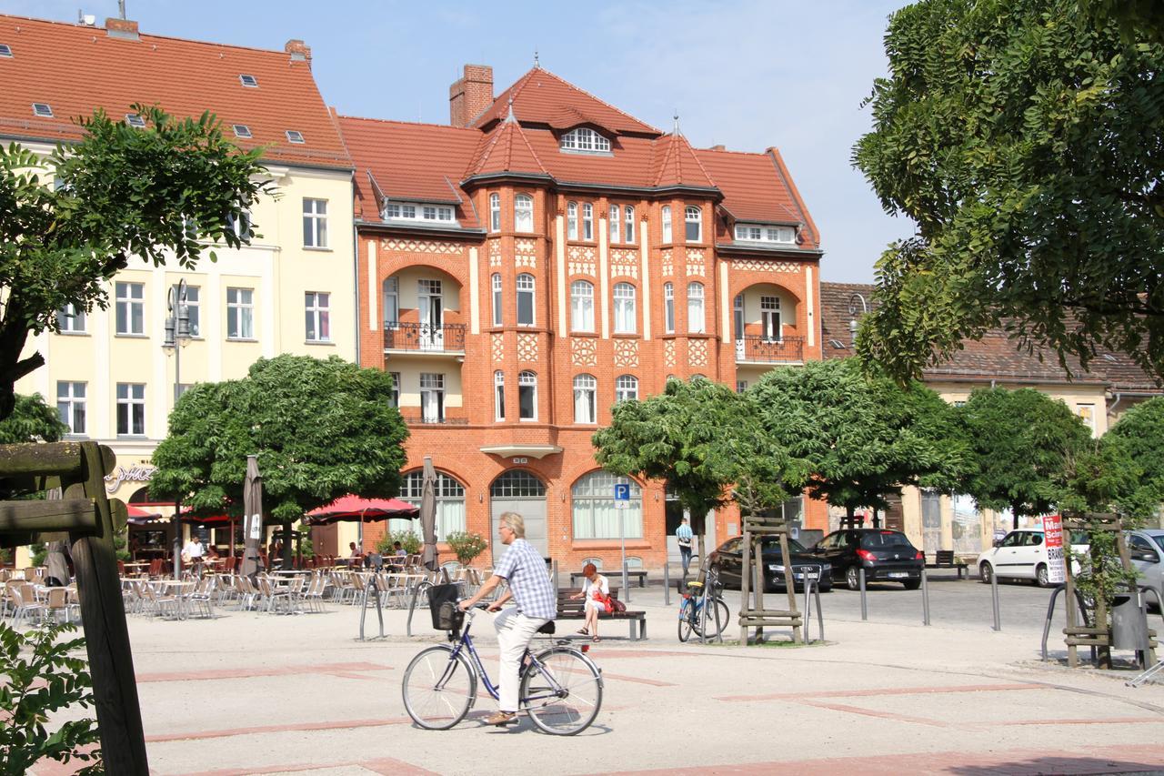 Hotel Am Molkenmarkt Brandenburg  Exterior foto